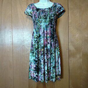 Basix of America Women's Small Short Sleeve Smocked Chest Pullover Dress